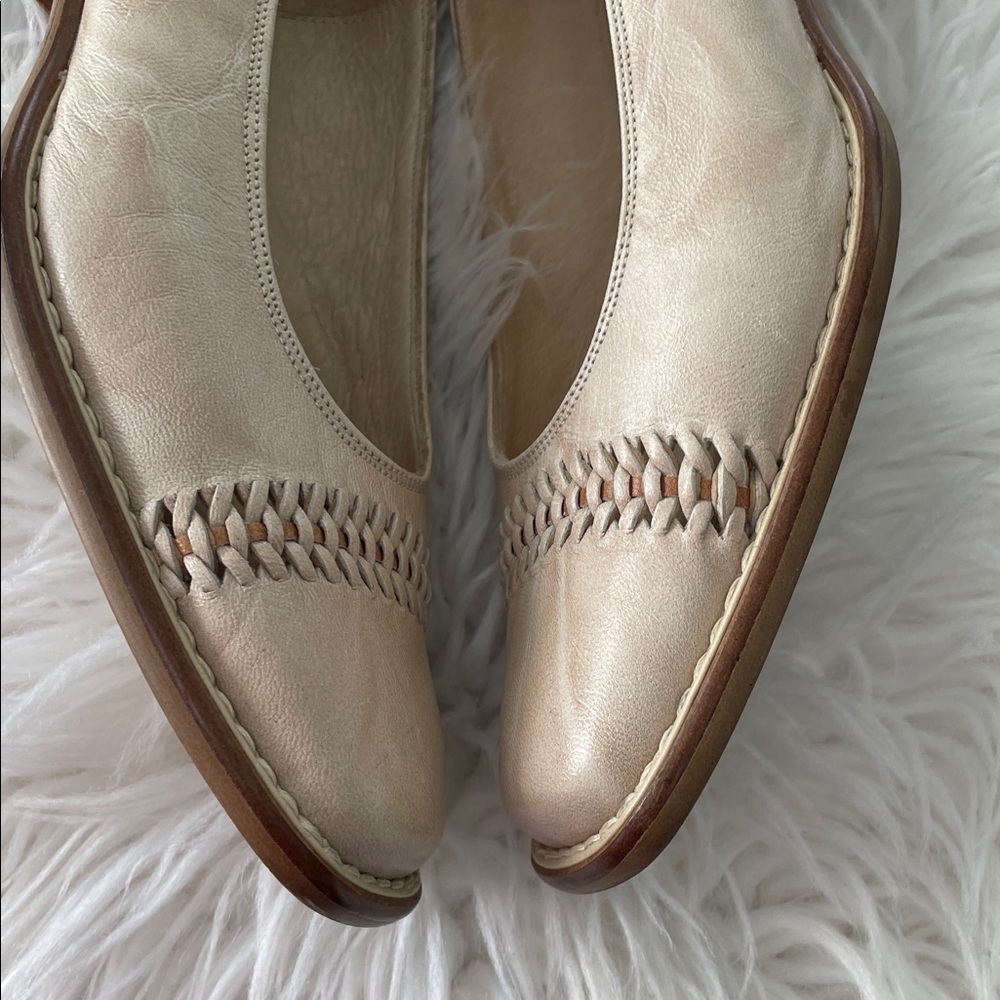 Vintage Roberto Capucci Shoes Leather Designer Shoes Size 6B Cream brown Color - Picture 9 of 13
